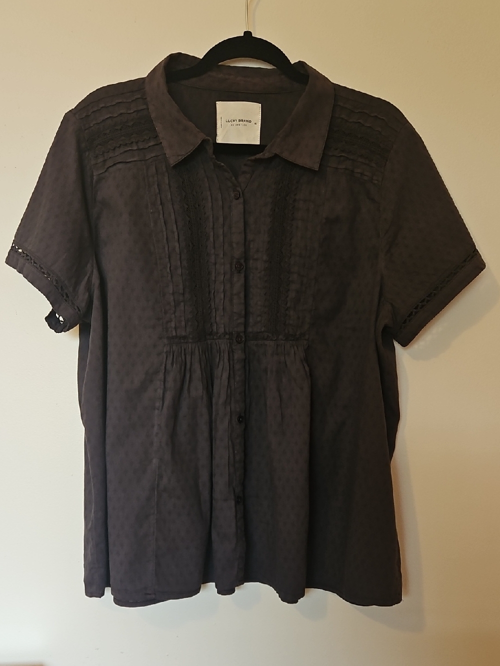 Lucky Brand Dark Brown Short-Sleeve Button Front Blouse